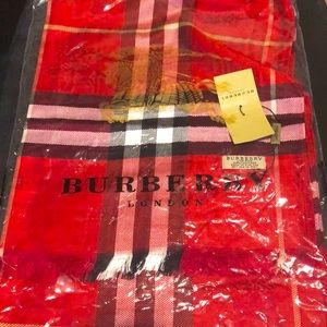 Burberry designer scarf